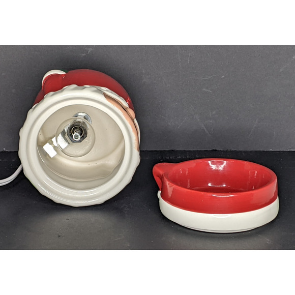 IllumiScents SANTA Wax Warmer Electric incl/light bulb. - Picture 8 of 9